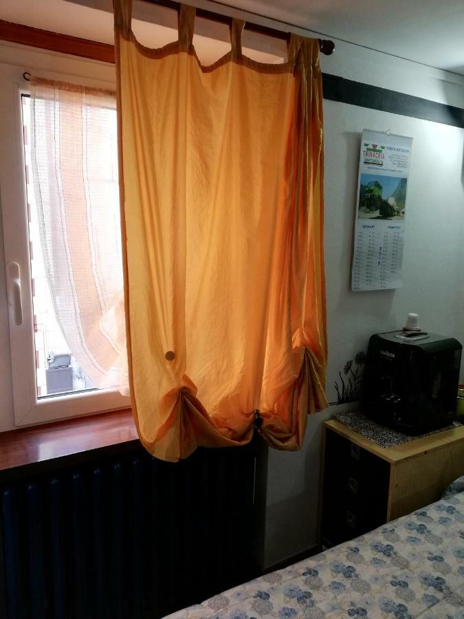 מלון Mondovì La Casa Di Adri מראה חיצוני תמונה